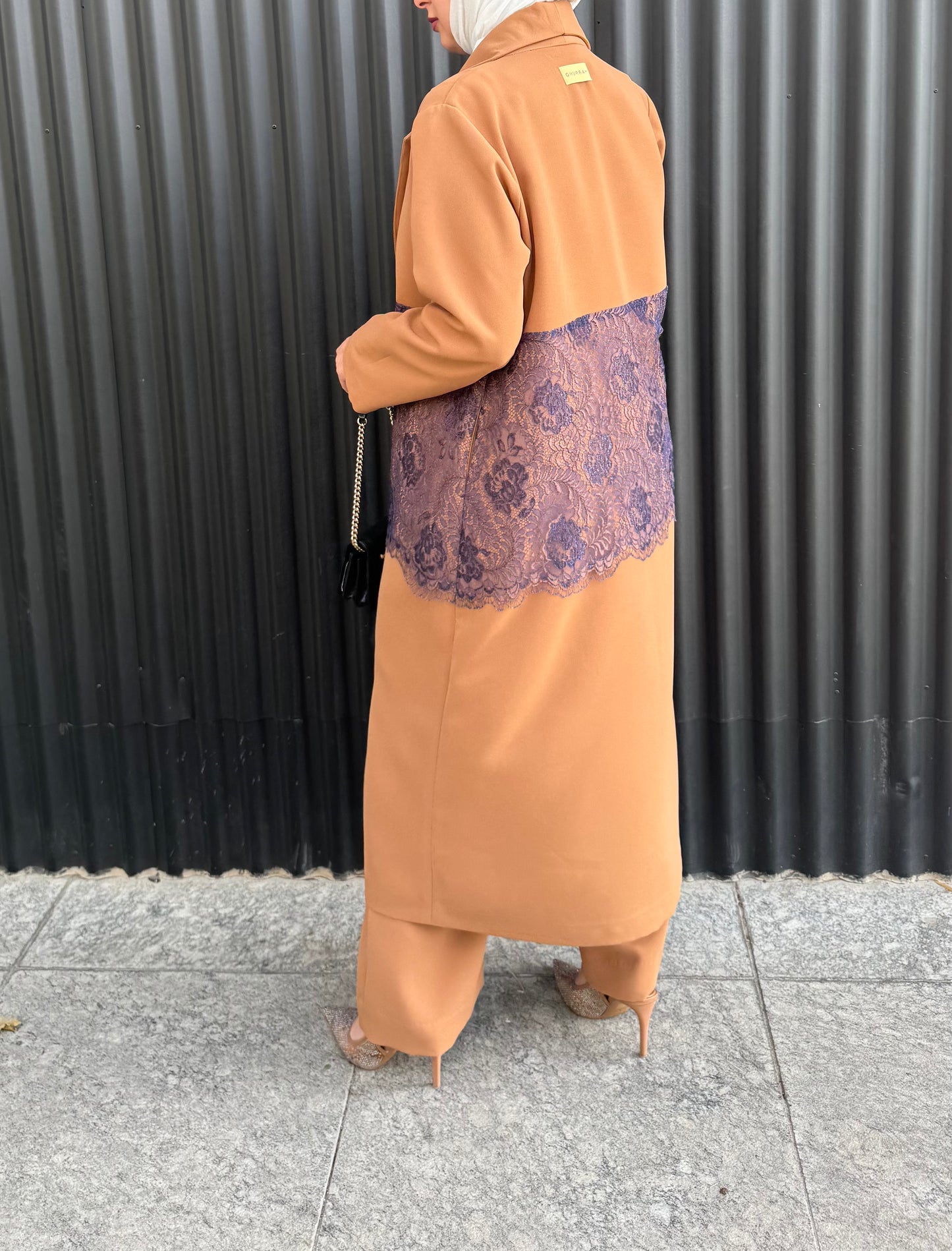 Tan Lace full set